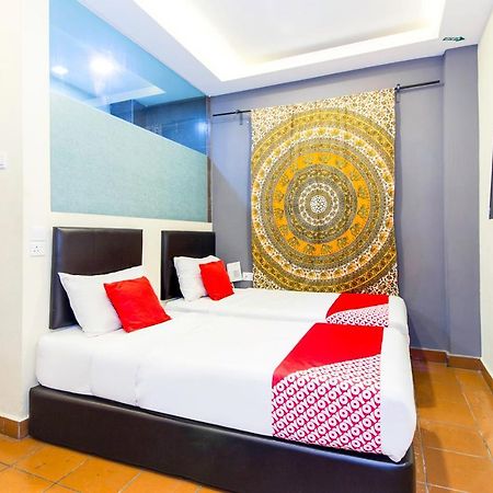 Oyo 90429 Hotel Narasindo 쿠알라룸푸르 외부 사진
