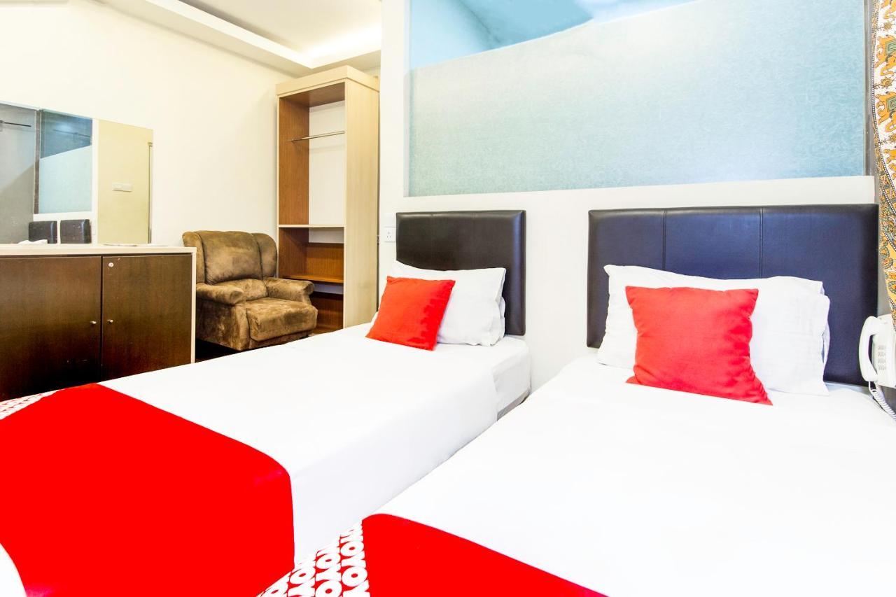 Oyo 90429 Hotel Narasindo 쿠알라룸푸르 외부 사진